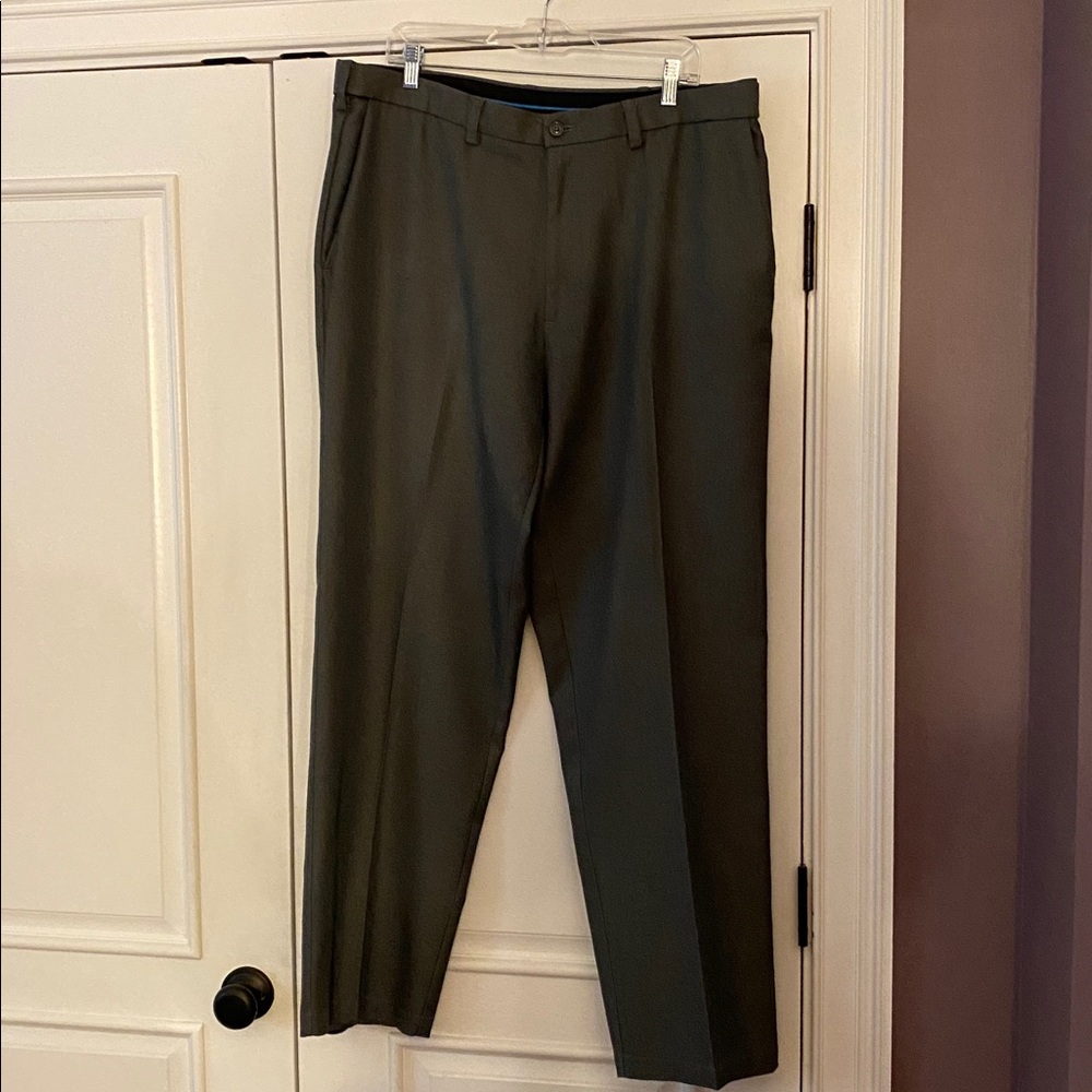 Classic Dark Gray Trousers - Haggar 38 x 32